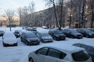 Į savo kiemus įvažiuoti negalintiems klaipėdiečiams – ne atjauta, o baudos