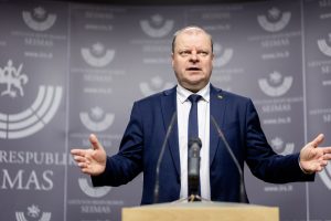 Skvernelis Lenkijoje su kolegomis aptars galimybes stiprinti gynybines iniciatyvas