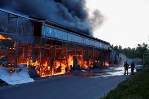 Per rusų smūgį parduotuvei Charkive žuvo mažiausiai du žmonės ir 33 buvo sužeisti