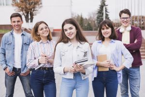 Į profesines mokyklas mokytis kviečiami beveik 20 tūkst. stojančiųjų