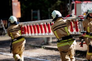 Gaisras šiukšlių deginimo įmonėje: baimintasi galimo sprogimo