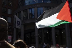 Niujorke per palestiniečius palaikančių studentų protestus sulaikyta virš 130 žmonių