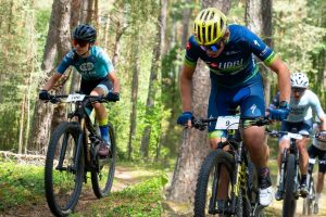 V. Kriaučiūnaitė ir J. Biekša pergalėmis pradėjo 23-iąjį MTB dviračių maratonų taurės sezoną