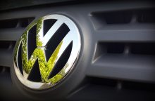 VW investuos 5 mlrd. dolerių į JAV elektromobilių gamintoją „Rivian“