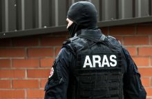 Vilniuje į moters kiemą atvyko „Aro“ pareigūnai: įtariama, kad rasta granatos imitacija