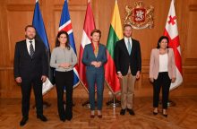 Baltijos šalių ministrus S. Zurabišvili patikino vetuosianti „užsienio įtakos“ įstatymą