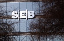 Ekspertai: SEB sprendimą lėmė bankų „šokdinimas“