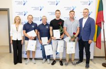 Premijų čekius atsiėmę Europos čempionatų prizininkai: olimpinėse žaidynėse kova prasidės iš naujo