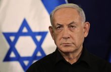 Ministras pirmininkas: Izraelis sutinka siųsti delegaciją deryboms dėl įkaitų išlaisvinimo