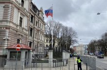 Latvijoje įsakymai išvykti iš šalies išduoti jau 34 Rusijos piliečiams